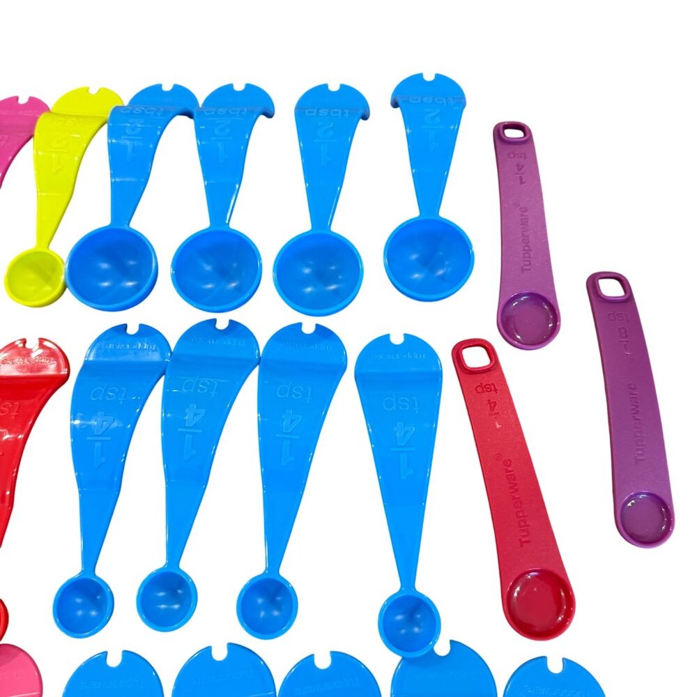 Tupperware Measuring Spoon Lot 41 Various Colors Curved Raindrop 6142 6144 6145 - Picture 3 of 7